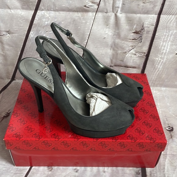 Guess Suede peep toe Heels in size 7.5 NIB! - Picture 10 of 11